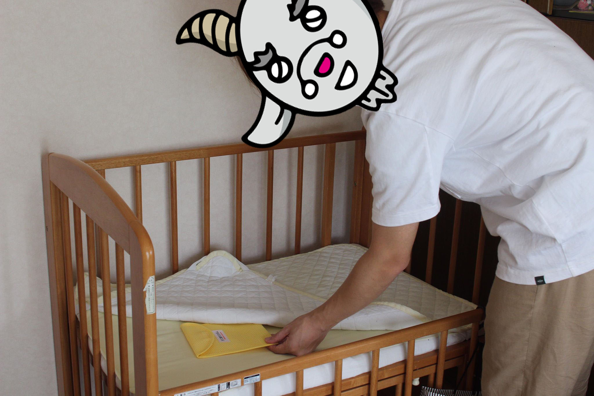 ダニ捕りロボをベッドに設置する田舎センセイ様